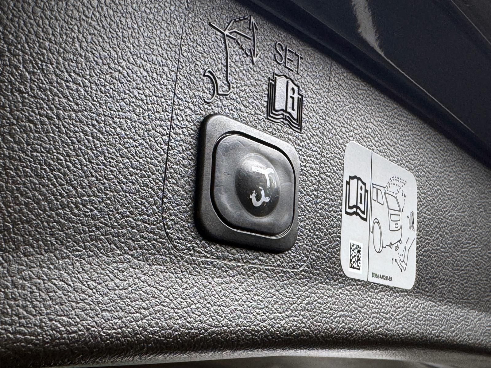 Fahrzeugabbildung Ford 1.5 ST-LINE/4x4/ALLRAD/DSG/KEYLESS/ACC/R-CAM/LED