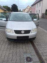 Volkswagen VW Touran Geschlossen - Volkswagen Touran aus 2003