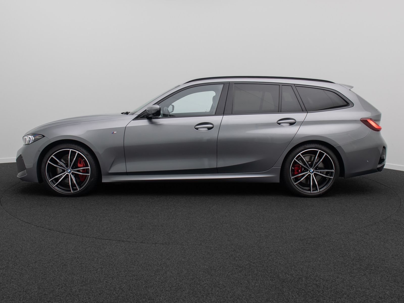 Fahrzeugabbildung BMW 330d xD M Sport DAB 360&deg; Panorama H/K HUD 19Zoll
