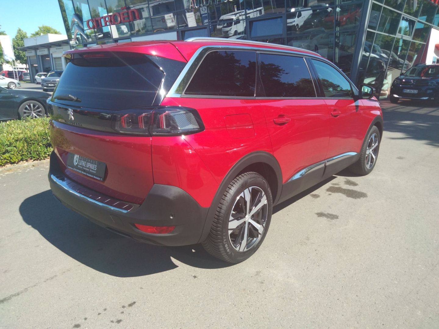 Fahrzeugabbildung Peugeot 5008 Allure Pack BlueHDi 130 Navi  360 Kamera