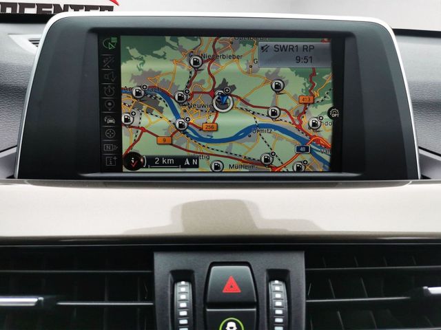 BMW X1 xDrive 20 i xLine Navi LED PDC 1-Hand