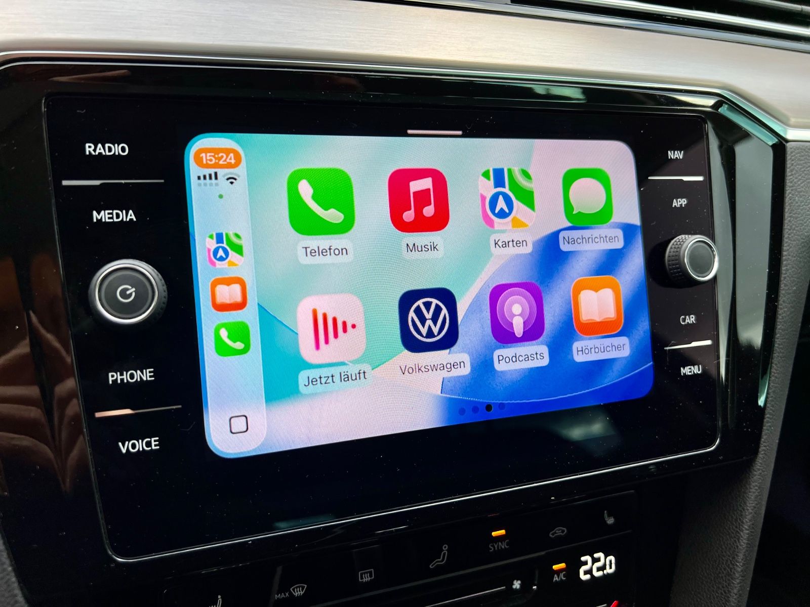 VW Passat Variant Elegance AAC AHK GZJR CARPLAY