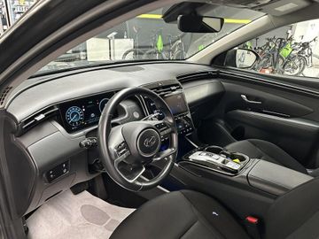 Hyundai TUCSON - 8