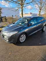 Renault Verkaufe Renault Megane 2012-sehr gepflegt - Renault Megane in Augsburg