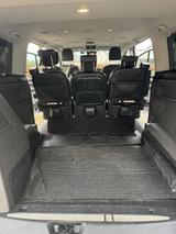 Ford Tourneo - weiße Ford Tourneo