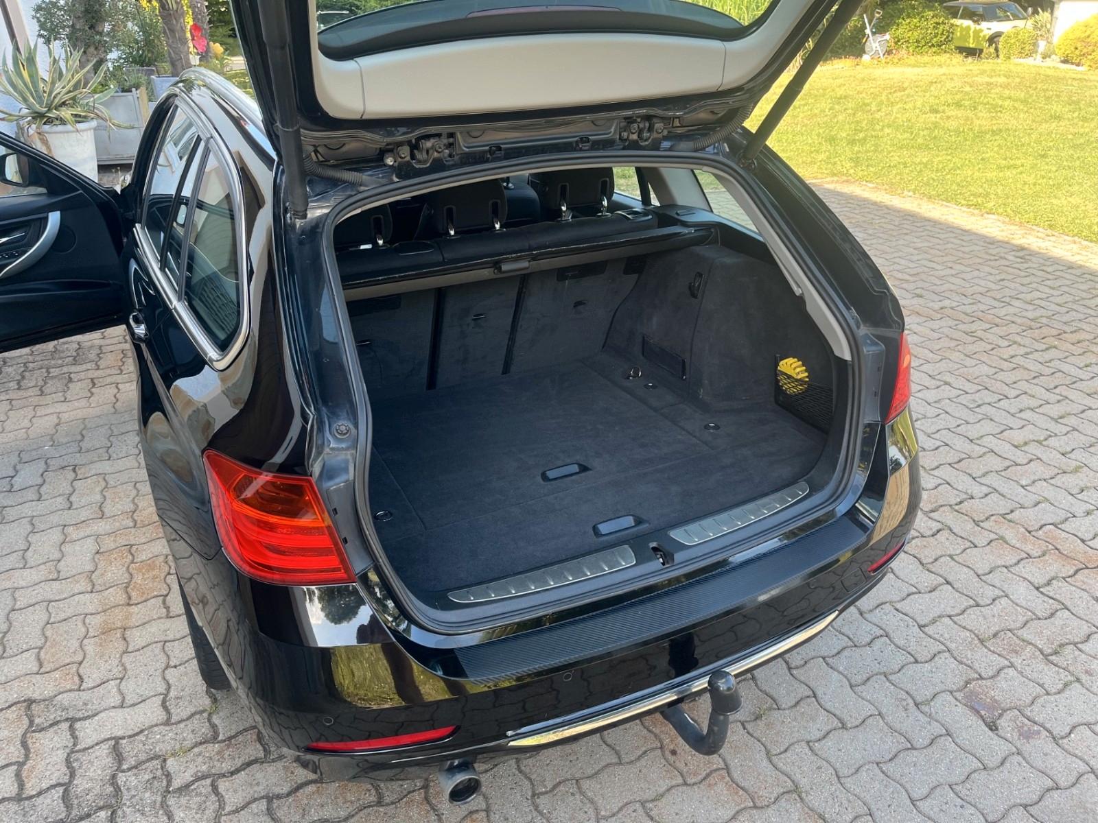 BMW 320d xDrive Touring Luxury Line 