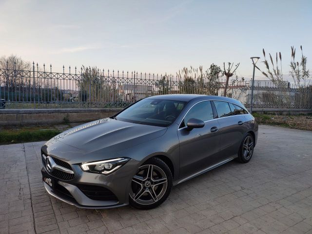 Mercedes-Benz CLA 200 D 150 CV PREMIUM AMG SHOOT