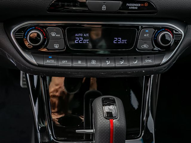 Hyundai i30 1.6 N Line Spurhalteassistent Kamera Navi