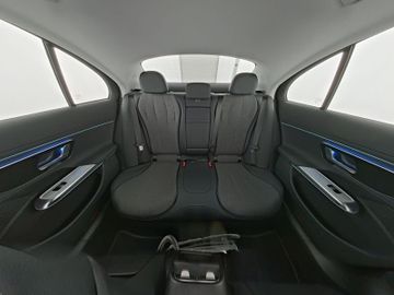 Mercedes E 200 - 10