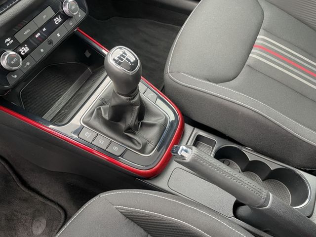 Skoda Fabia IV 1.0 TSI Monte Carlo PANO SHZ PDC CAM