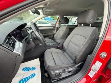 Volkswagen Passat Variant - 8