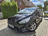 Ford S-Max 2.0 TDCi 110kW 7-Sitzer Familienauto - : Van, Familien