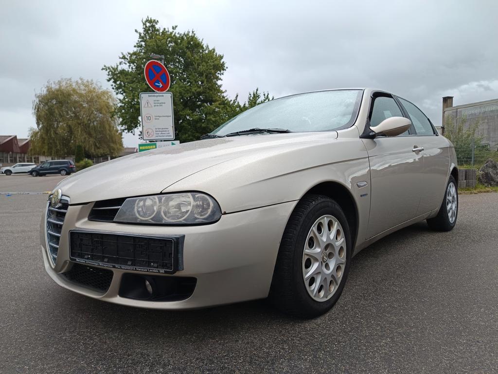 Alfa Romeo 156