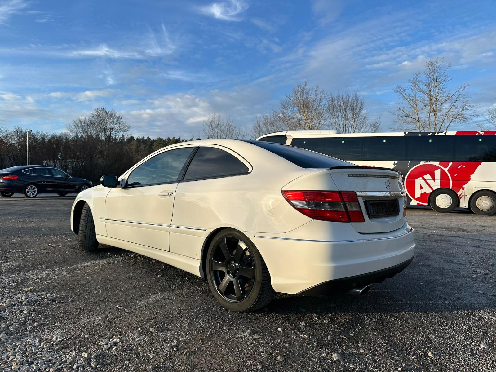 Mercedes-Benz CLC 200 KOMPRESSOR -