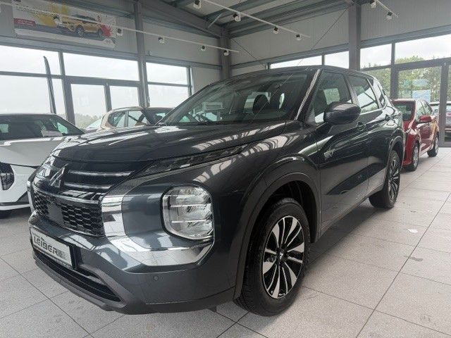 Mitsubishi Outlander 2.4L PHEV BASIS