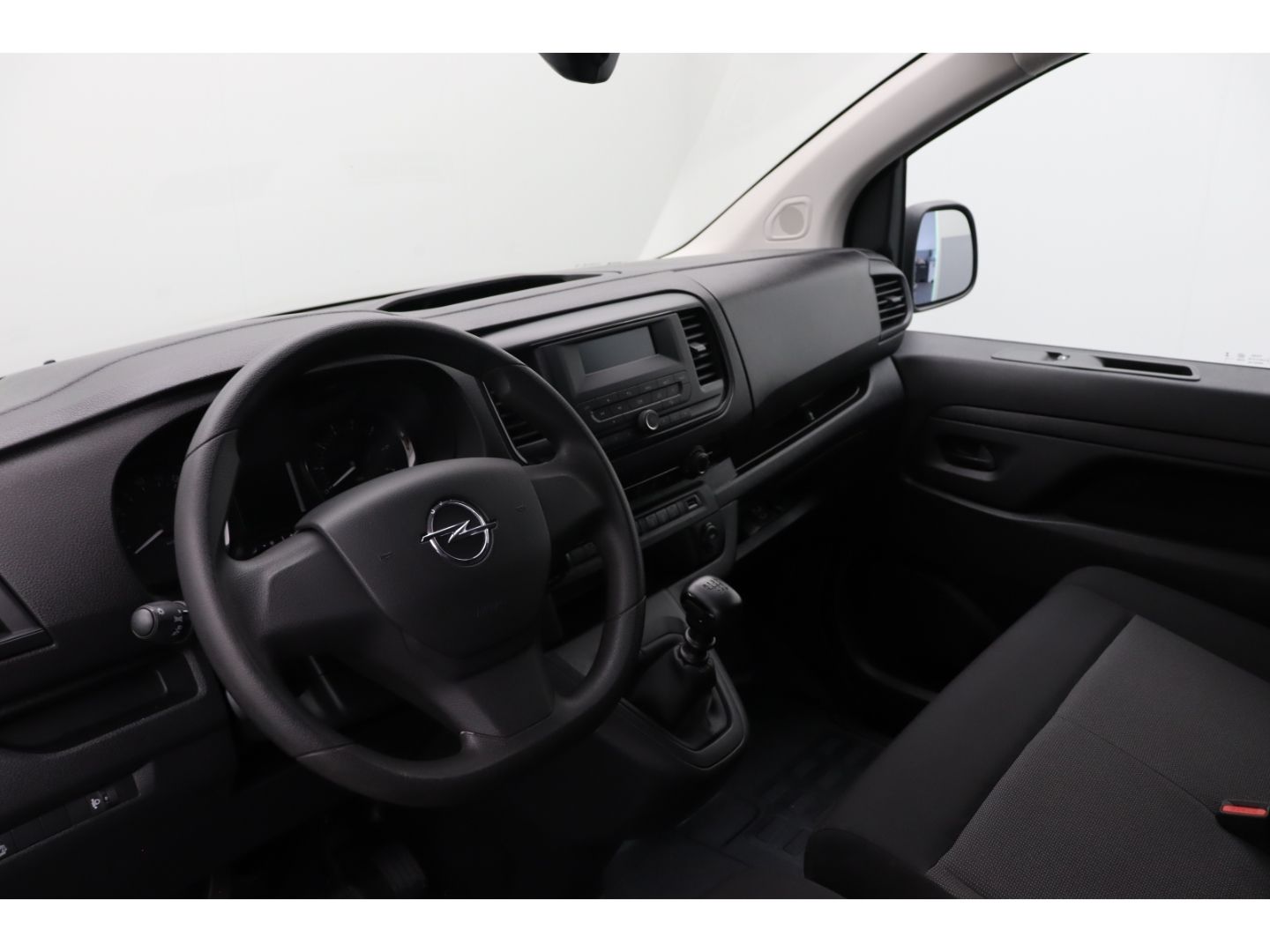 Fahrzeugabbildung Opel Vivaro 1.5 Kasten Edition M Klimaanlage