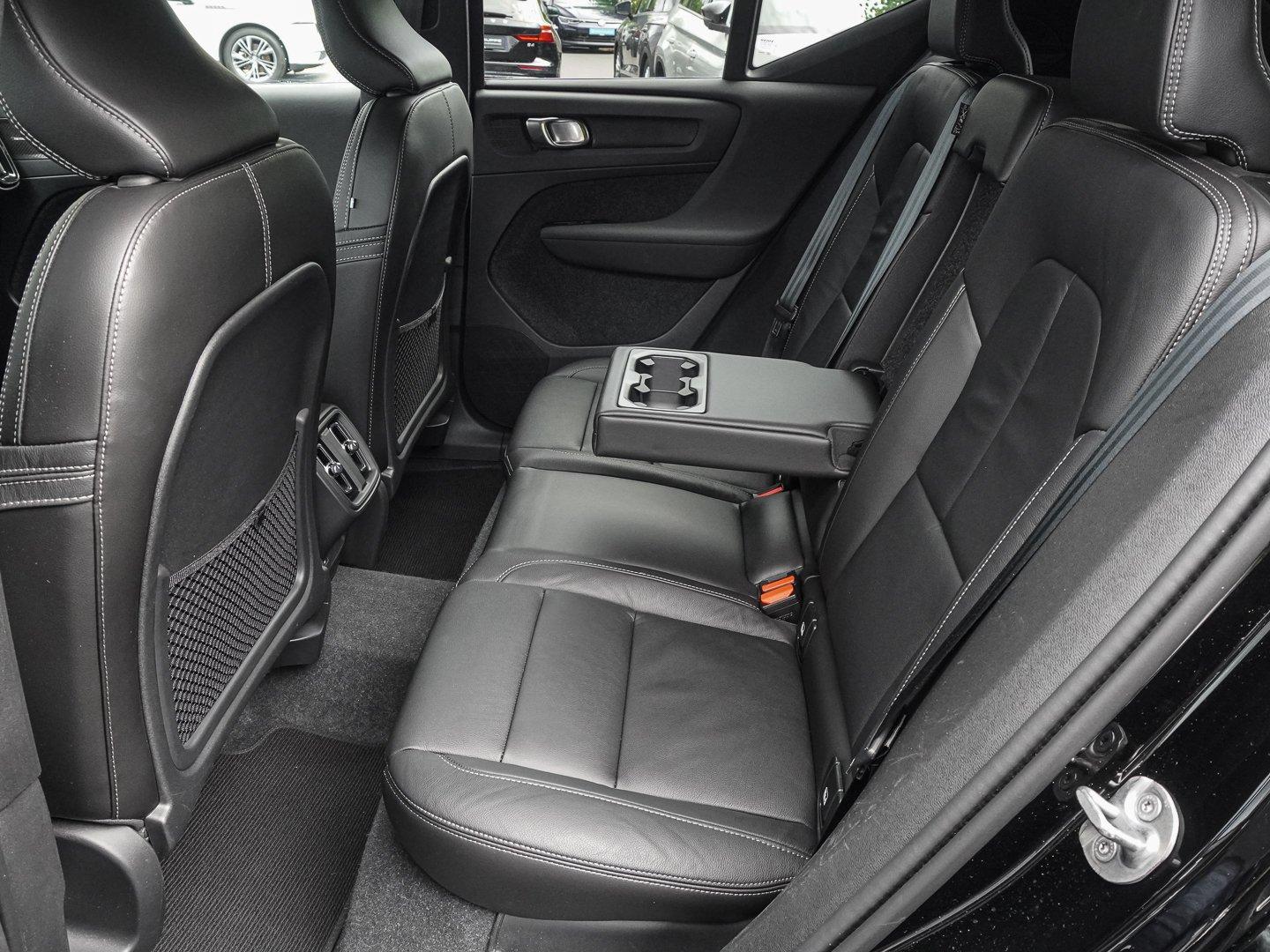 Volvo XC40 B4 B Plus Dark 360° H&K 19ZOLL MEMORY PILOT, миниатюра 17