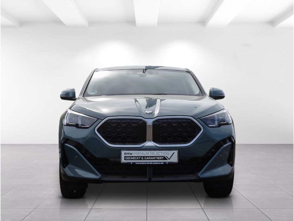 BMW X2 20i AHK Navi DAB LED RFK Temp SHZ USB PDCv h foto 2