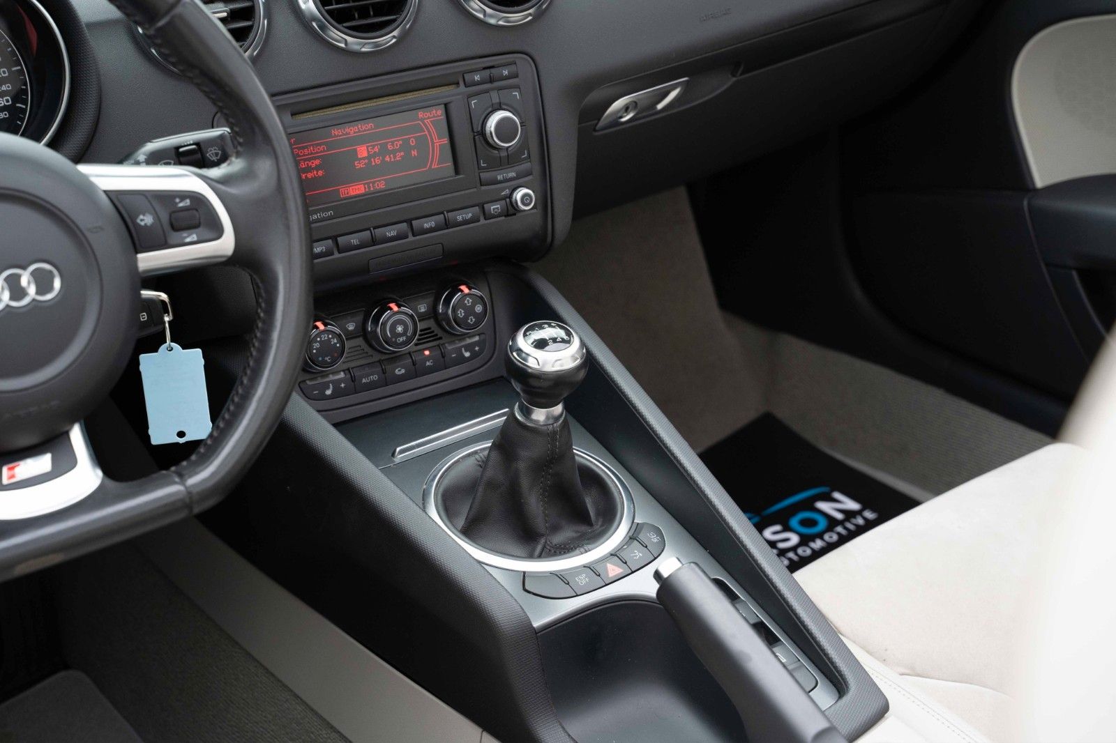 Fahrzeugabbildung Audi TT ROADSTER 2.0 TFSI NAVI XENON MFL ALCANTARA