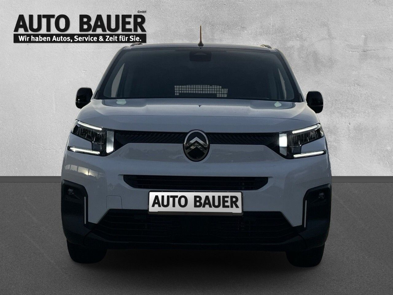 Fahrzeugabbildung Citroën Berlingo MPV XL Diesel 100 Plus