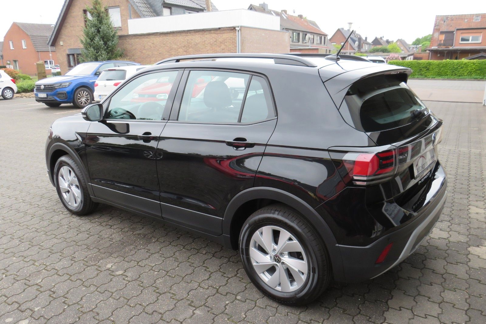 Fahrzeugabbildung Volkswagen T-Cross 1.0 TSI Life ACC ASSISTENTPA. SITZH. 1HD