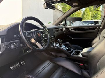Porsche Cayenne - 12