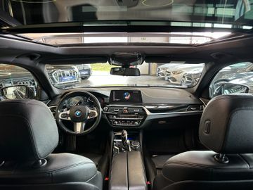 MYAUTOCENTER – Gebraucht- und Jahreswagen mit Werkstattservice in Pfaffenhofen BMW 520 *KEYLES*HEAD-UP*PANO*ACC*AHK*PDC(CAM)*