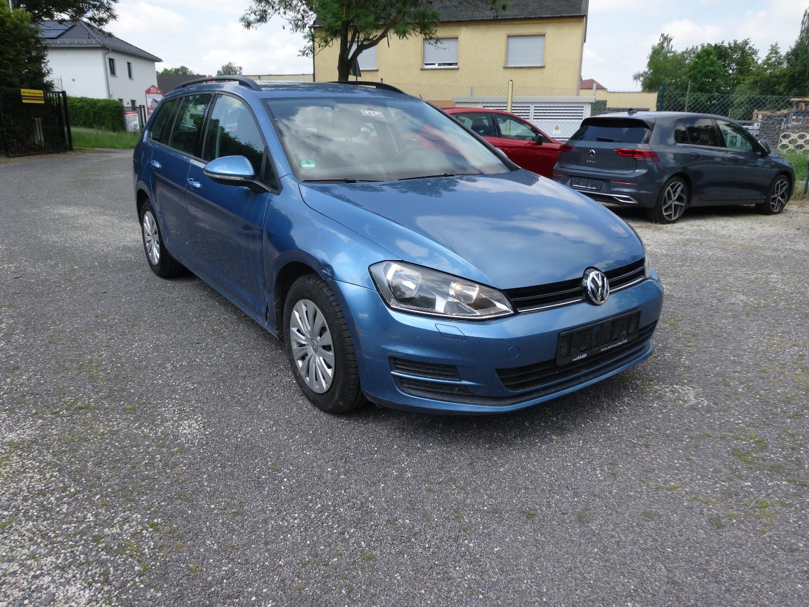 Volkswagen Golf VII Var.Trendl. Navi,Blueth.Klima,SHZ,App C