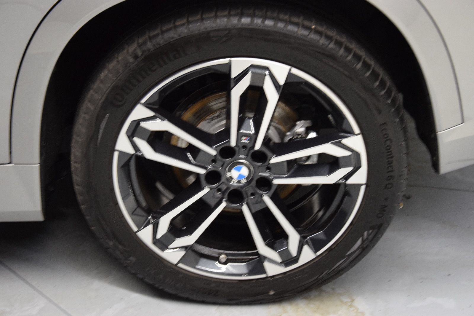 Fahrzeugabbildung BMW X1 23d xDrive M Sport Leder HuD Pano NP: 73.030€