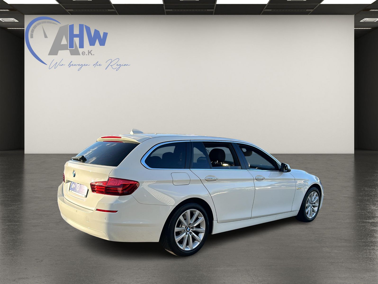 Fahrzeugabbildung BMW 525d TouringxDrive