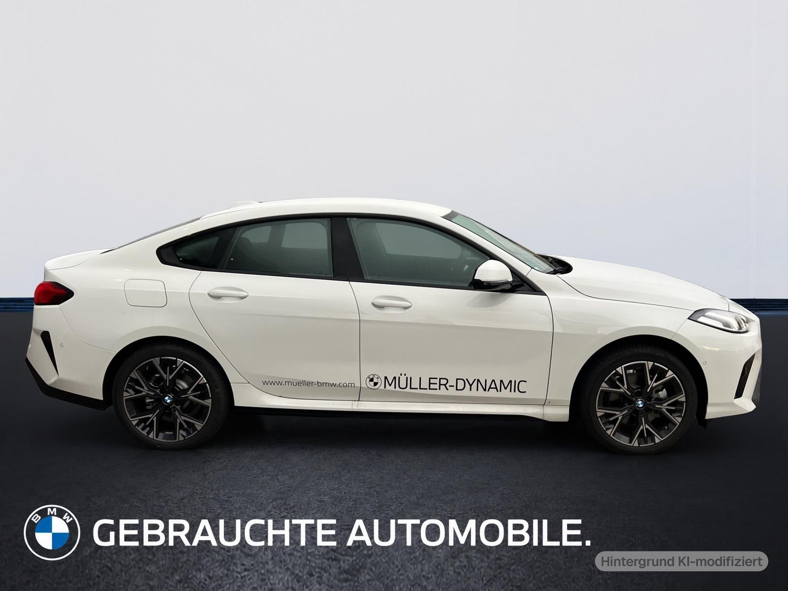 BMW 216 GRAN COUPÈ M SPORT DESIGN PARKING DRIVING AS