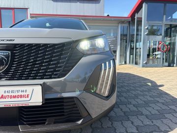 Peugeot 2008 1.2 PureTech 100 Active NAVIKAMERATEMP.