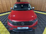 Volkswagen Tiguan Allspace 2,0TDI DSG Navi*Kam*AHK*DCC*Pano - rote Volkswagen Tiguan Allspace
