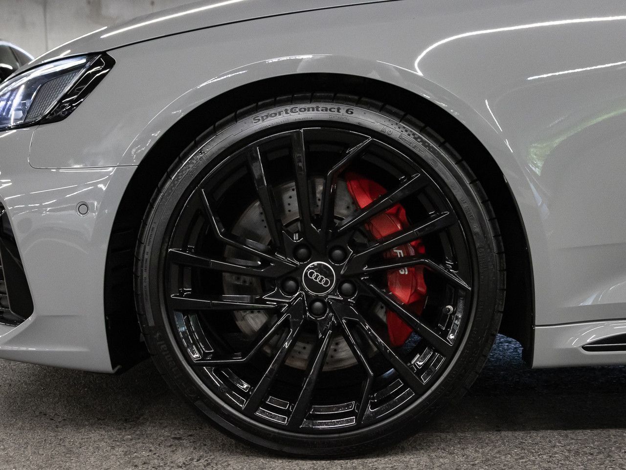 Audi RS4 Avant 2.9 TFSI quattro HeadUp Matrix AHK 20' foto 11