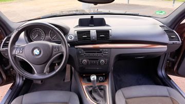 BMW 118 - 11