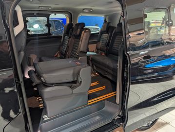 Ford Tourneo Custom Tit. 2.0 L1 NEUES MODELL