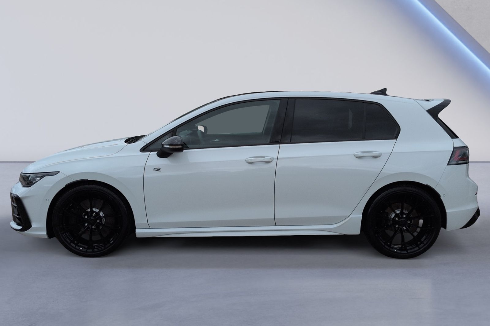 Golf VIII R BLACK EDITION 4MO AKRA+LEDER+PANO+