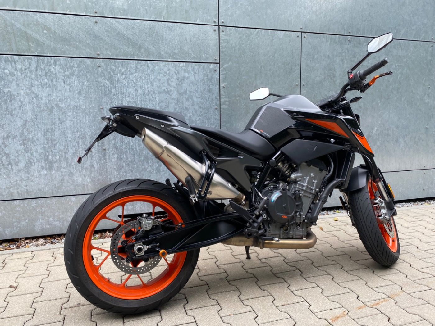 Fahrzeugabbildung KTM 790 Duke Techpack
