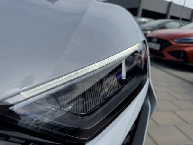 Fahrzeugabbildung Audi R8 5.2 FSI Performance Carbon Sportpaket Navi Le