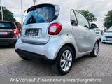 Smart ForTwo Passion 90Ps AUTOM/NAVI/KAMERA/PANO/SITZH - Smart Gebrauchtwagen in Berlin
