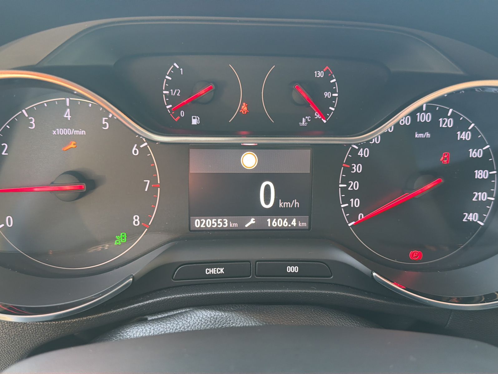 Fahrzeugabbildung Opel Crossland Elegance