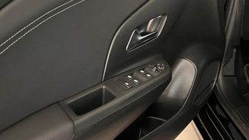 Fotografie 5 des Opel Corsa 1.2 Direct Injection Turbo GS