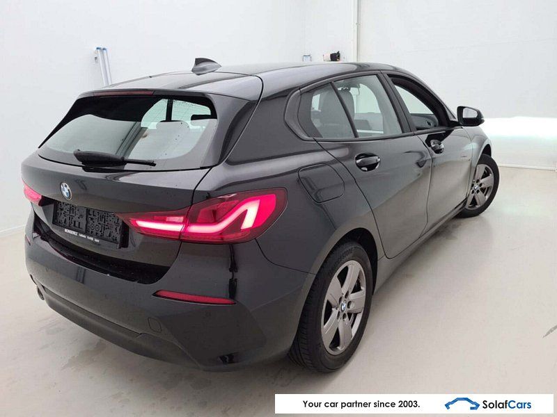 BMW 116 d LED Navi KeylessGo Klima PDC ... imagem 3