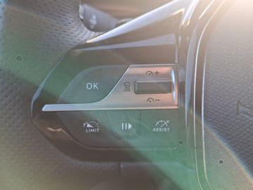 Peugeot 408 1.2 130 GT PureTech 360+Kam.+KeyLess+Navi