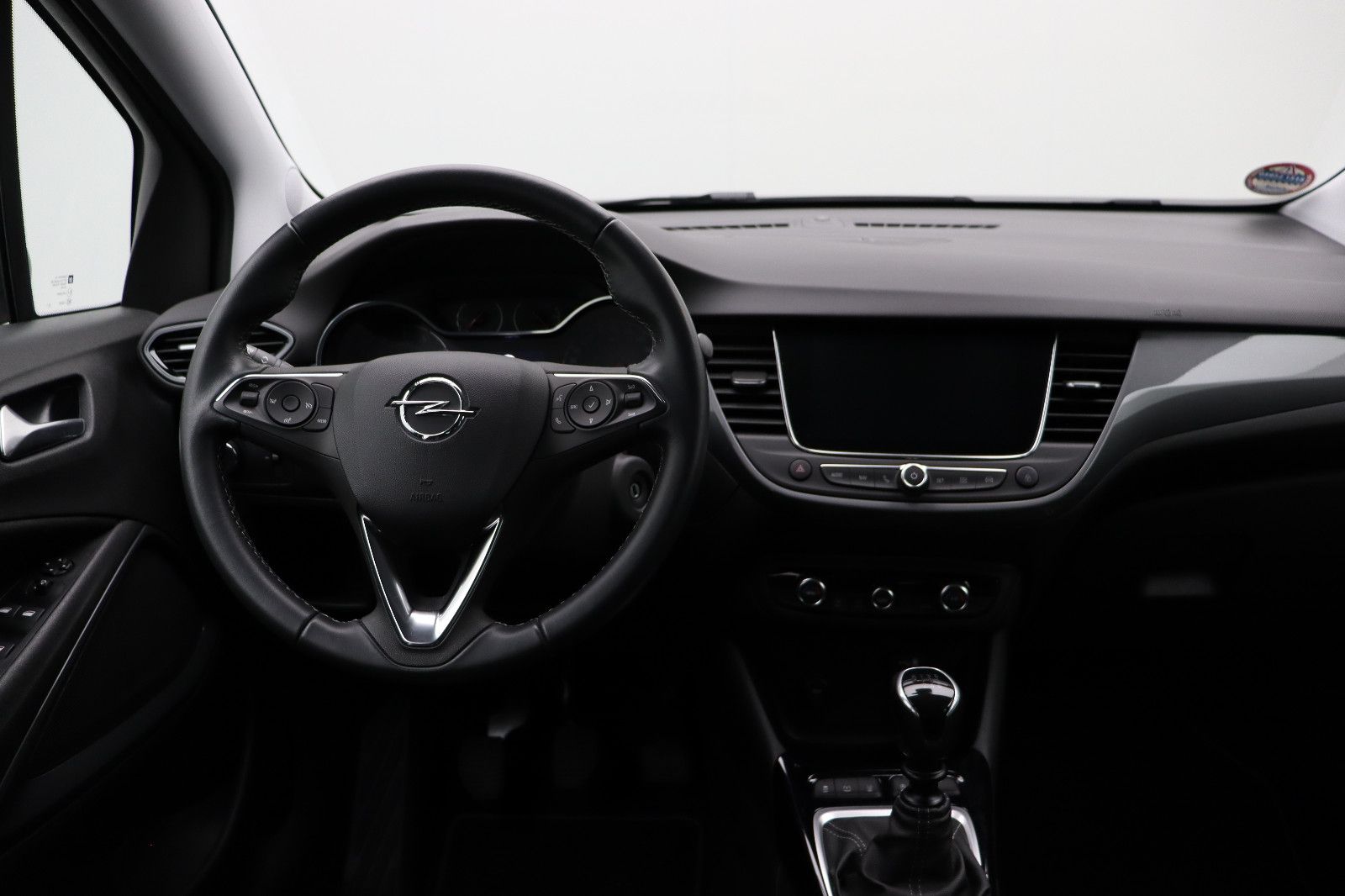 Fahrzeugabbildung Opel Crossland 1.2 Elegance AHK/LED/DAB/AppleCP/RK