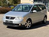 Volkswagen Touran Highline - gebrauchte VW Touran aus dem Jahr 2004