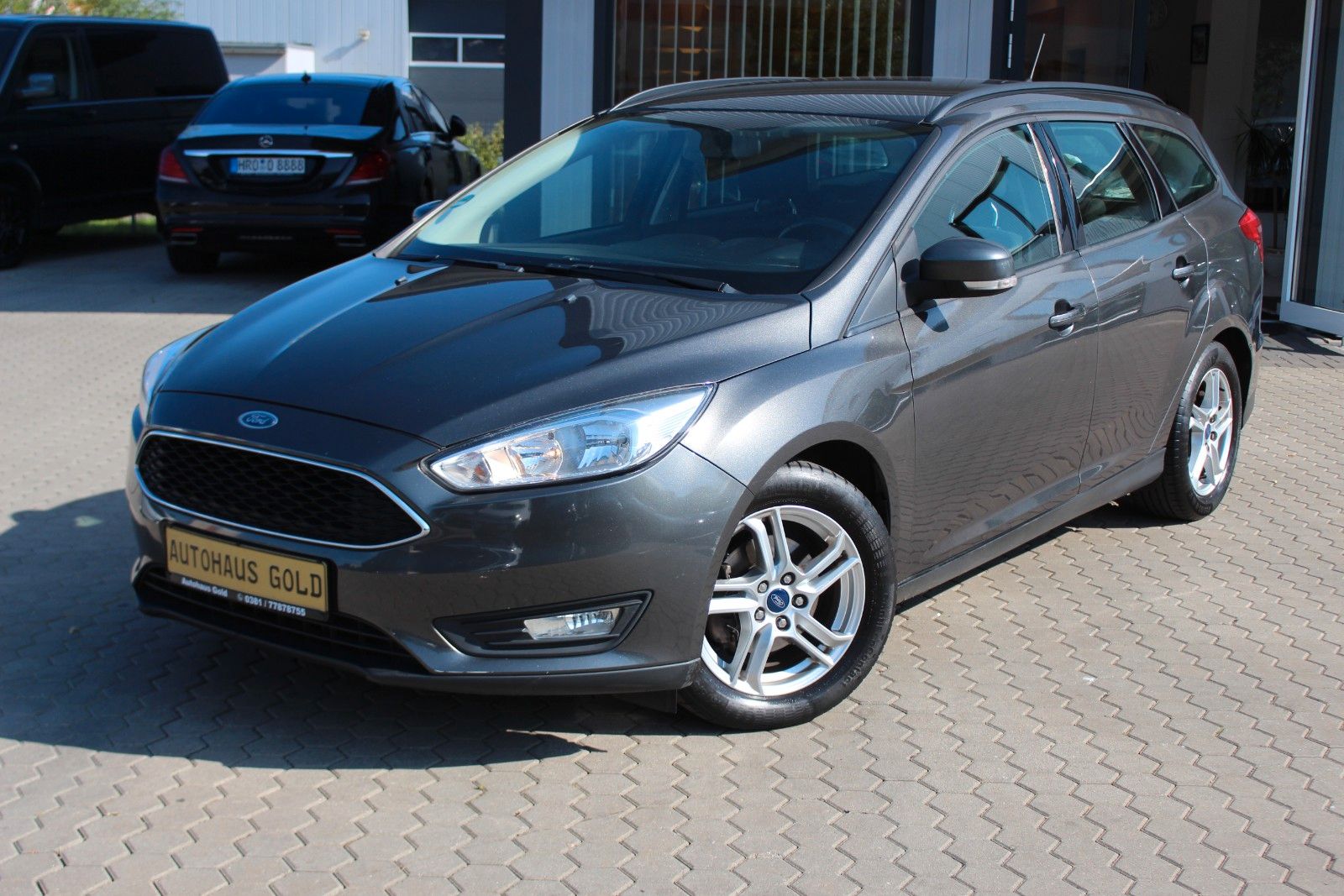 Ford Focus - 1