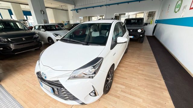 Toyota Yaris 1.5 Hybrid 5 porte Cool