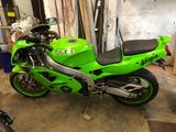 Kawasaki ZXR400 - Offers