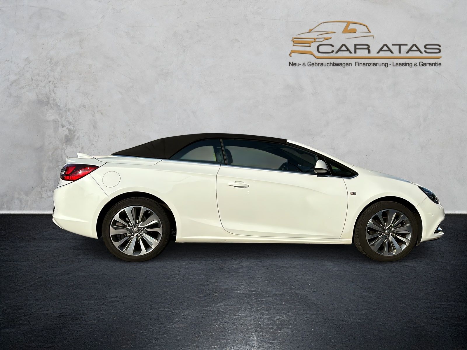 Fahrzeugabbildung Opel Cascada 1.4i INNOVATION NAVI LEDER XENON RF KAM